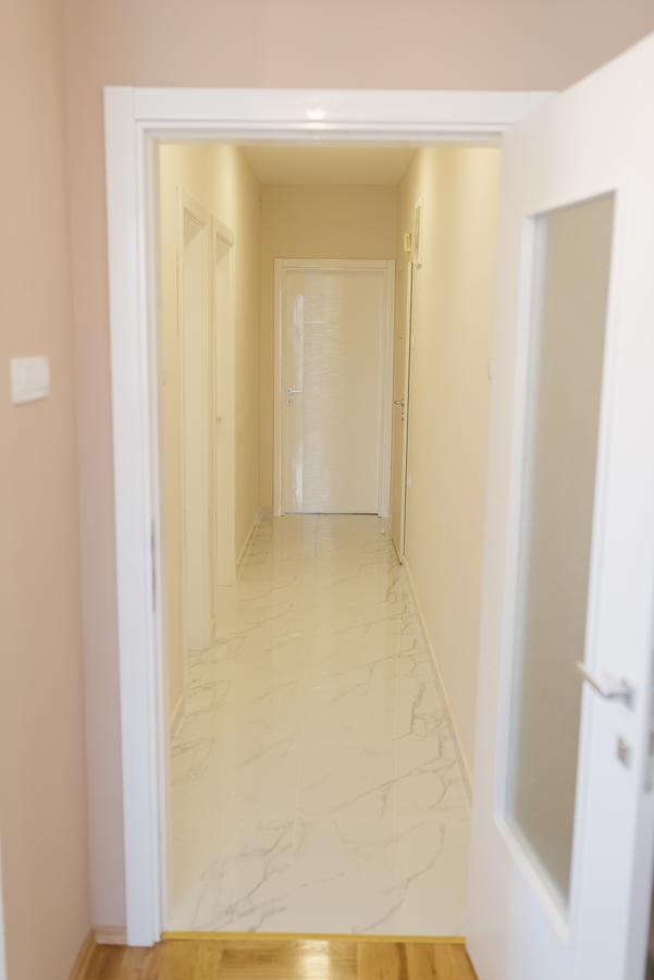 Apartment Luxury Explorer Podgorica Extérieur photo