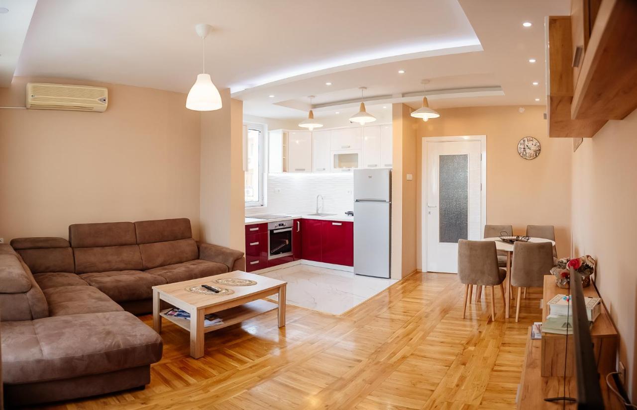 Apartment Luxury Explorer Podgorica Extérieur photo